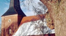 Kirche in Hohn im Winter