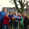 Die Mitglieder des Fusionsausschusses freuen sich über den Zusammenschluss der Gemeinden Schacht-Audorf und Bovenau: Pastor Rode Zimmermann-Stock, Pastorin Marion Lauer, Pastor Lutz Thiele, Thorsten Meyer, Dietmar Schlüter und Dr. Magitta Liebsch (von links).